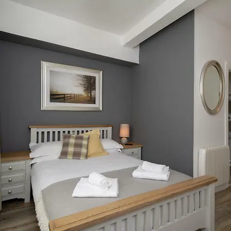 The Square Townhouse * Fermoy